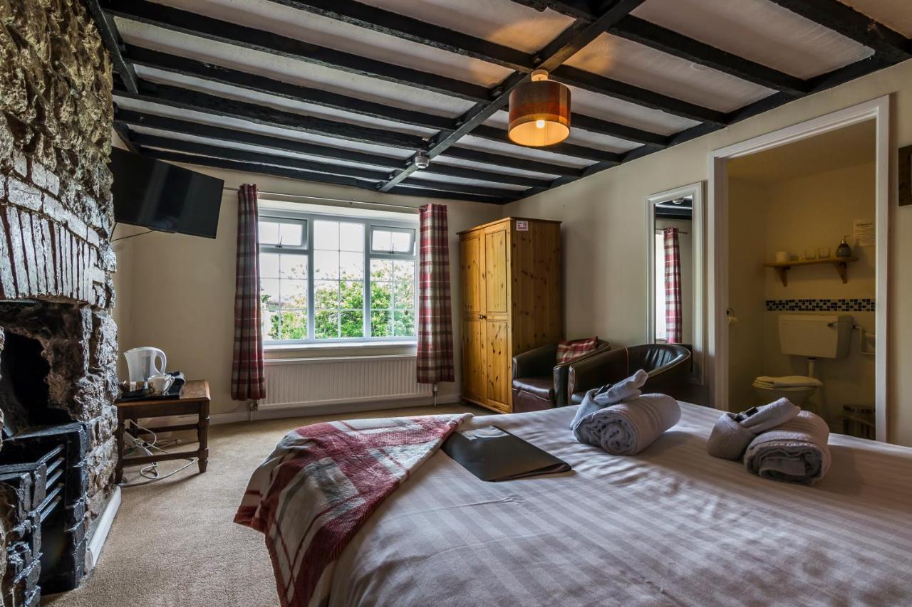 Parsonage Farm Inn Saint Florence Екстер'єр фото