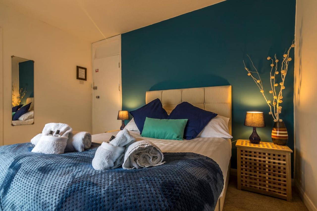 Parsonage Farm Inn Saint Florence Екстер'єр фото