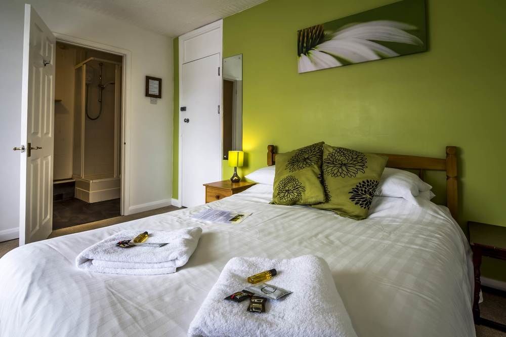 Parsonage Farm Inn Saint Florence Екстер'єр фото