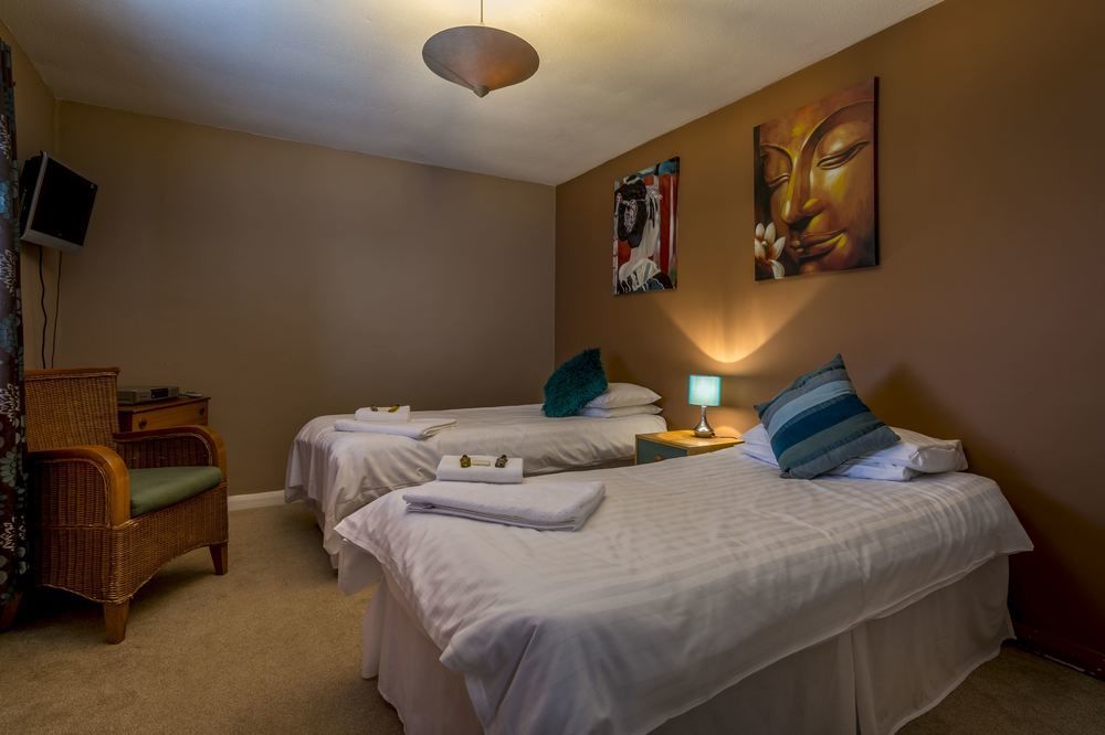 Parsonage Farm Inn Saint Florence Екстер'єр фото
