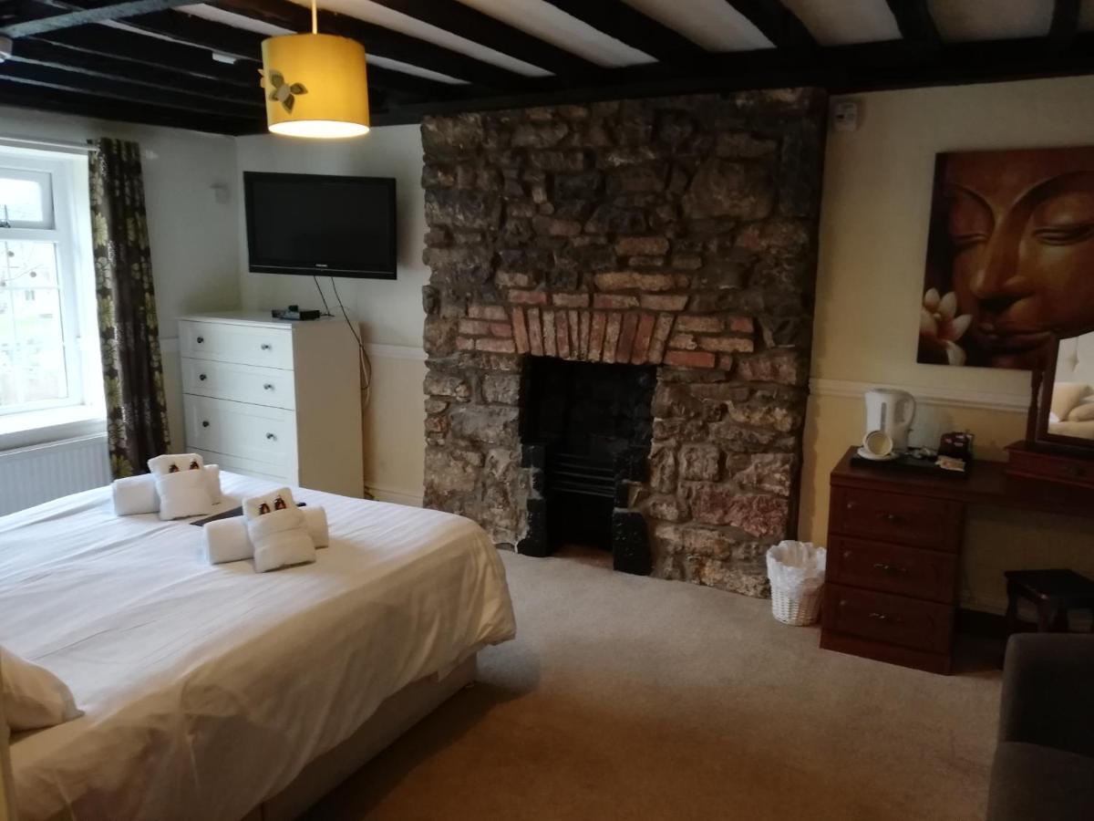 Parsonage Farm Inn Saint Florence Екстер'єр фото